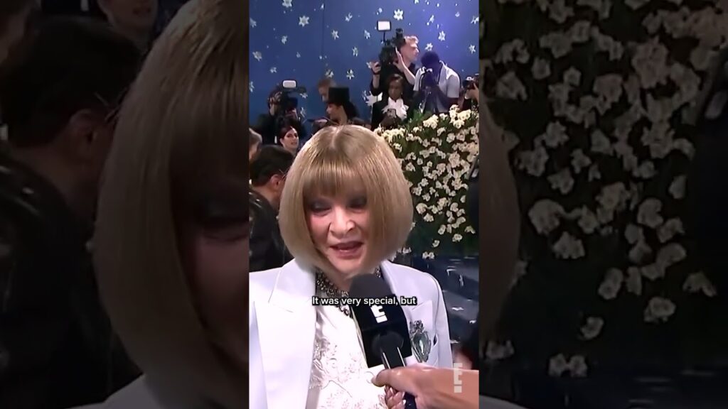 Anna Wintour reacts to the #MetGala opening act. ❤️ Anna Wintour reacts to the #MetGala opening act. ❤️