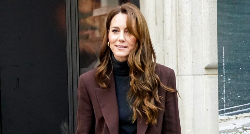 Royal News Roundup: Kate Middleton’s New Hair & More Royal News Roundup: Kate Middleton's New Hair & More