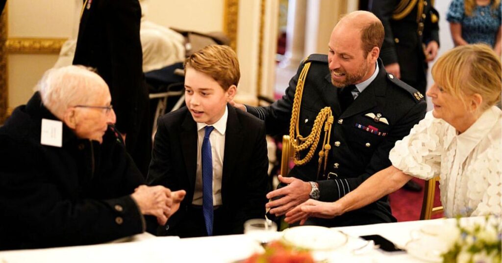 New Photos of Prince George Leave Royals Fans Seriously Upset: ‘Poor Kid…’ New Photos of Prince George Leave Royals Fans Seriously Upset: ‘Poor Kid…’