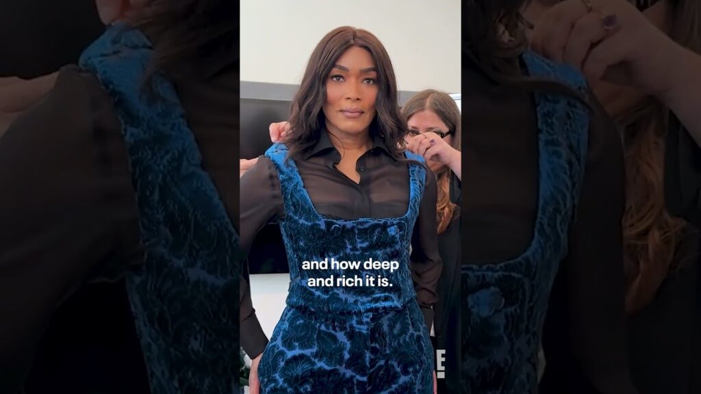 Angela Bassett and Burberry did the thing. #MetGala Angela Bassett and Burberry did the thing. #MetGala
