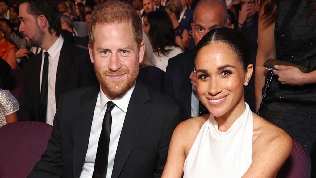 Prince Harry and Meghan Markle mocked with savage joke on ‘Saturday Night Live’ Yahoo entertainment home
