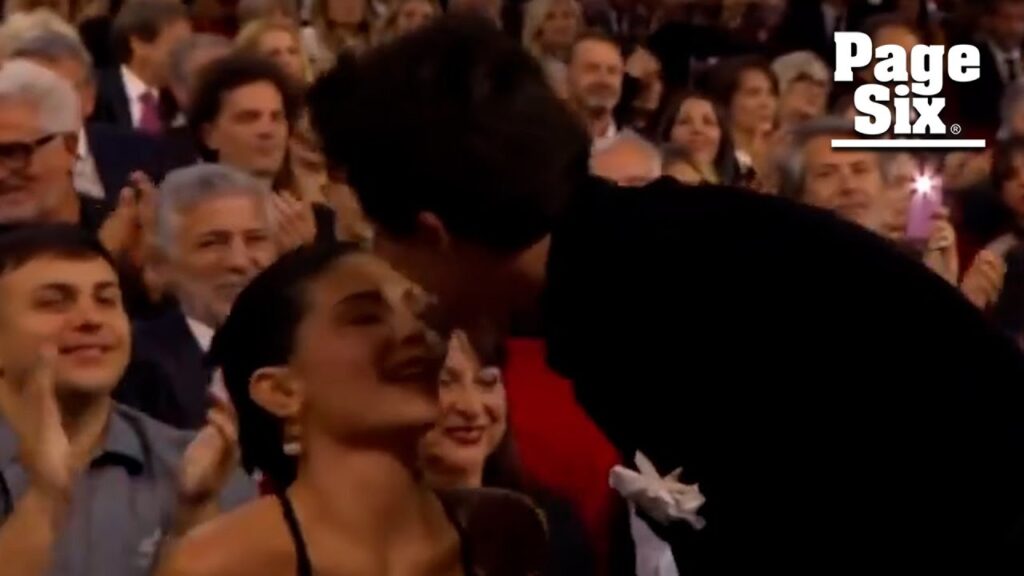 Kylie Jenner and Timothée Chalamet suffer ‘embarrassing’ PDA moment at Italian awards show Kylie Jenner and Timothée Chalamet suffer ‘embarrassing’ PDA moment at Italian awards show