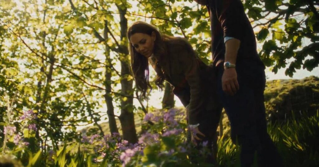 Kate Middleton hugs William and shares heartfelt message in personal video Ipso logo