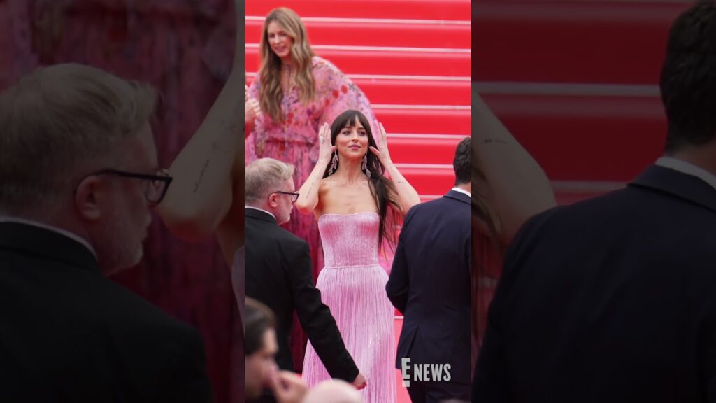 We are not OK after seeing Dakota Johnson stun on the #Cannes carpet. 🤩