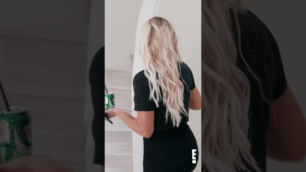 "Girl, I've been, when a different president was in office" 🤣 #KhloeKardashian #KimKardashian #KUWTK