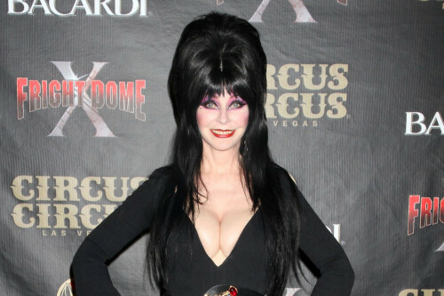 Elvira, Mistress of the Dark offers Meghan, Duchess of Sussex some ‘beauty advice’ Elvira, Mistress of the Dark offers Meghan, Duchess of Sussex some 'beauty advice'