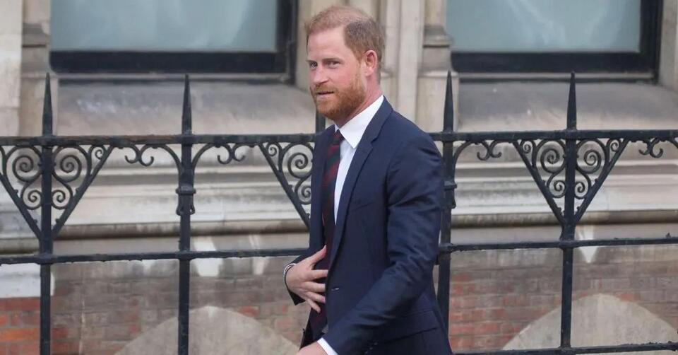 Prince Harry Caught on Ring Camera ‘Looking for a Friend at the Wrong House’ Prince Harry Caught on Ring Camera 'Looking for a Friend at the Wrong House'