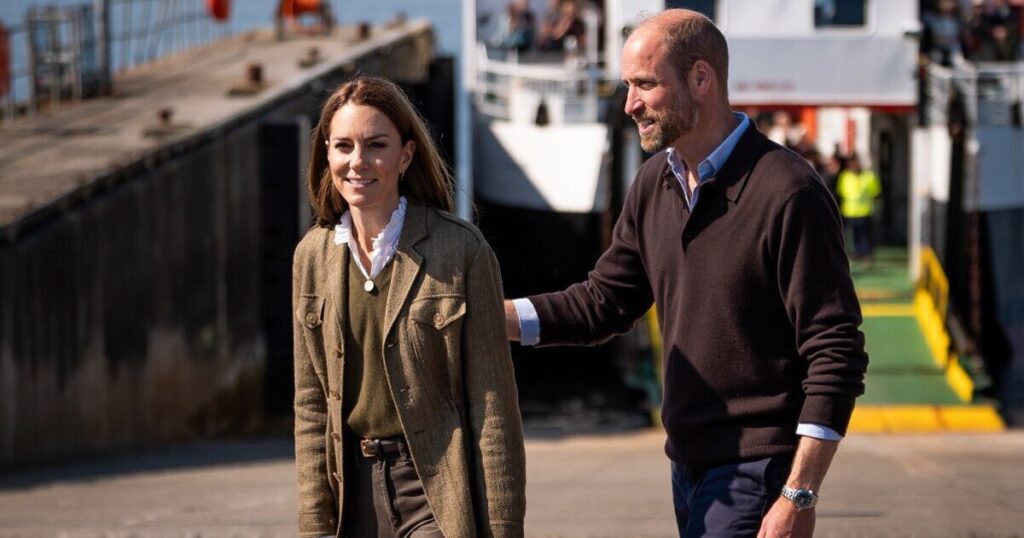 Princess Kate and William ‘interrupt silent retreat’ of comedy star in surprise meeting | Royal | News Princess Kate and William 'interrupt silent retreat' of comedy star in surprise meeting | Royal | News