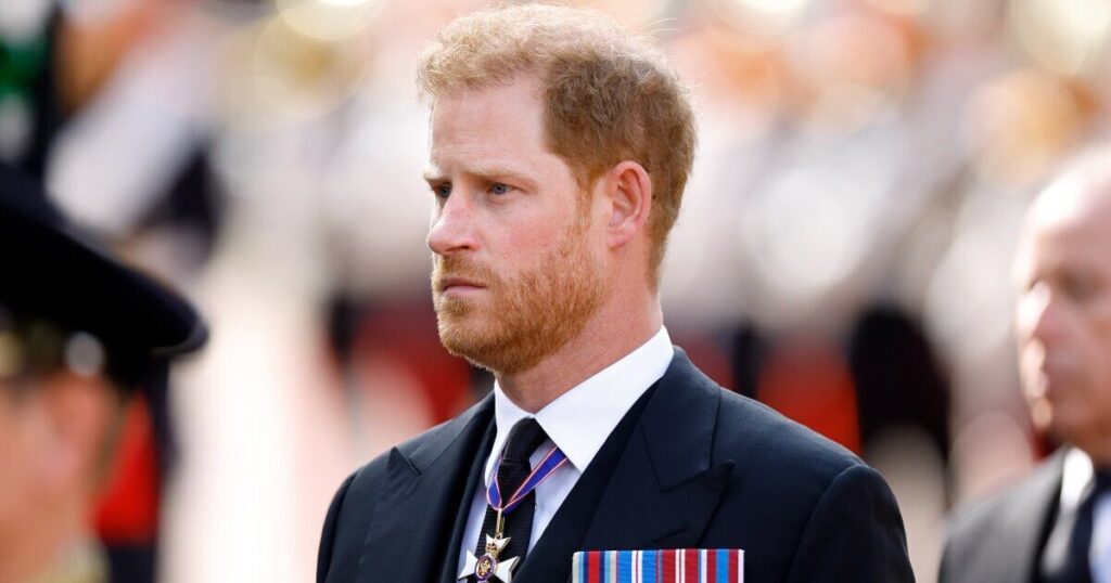 Prince Harry turned to MI6 therapist for help, royal book claims | Royal | News