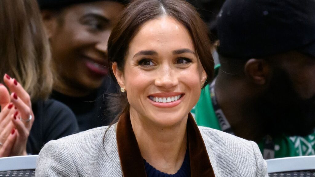 Prince Archie and Princess Lilibet shower mom Meghan Markle with love in new photo