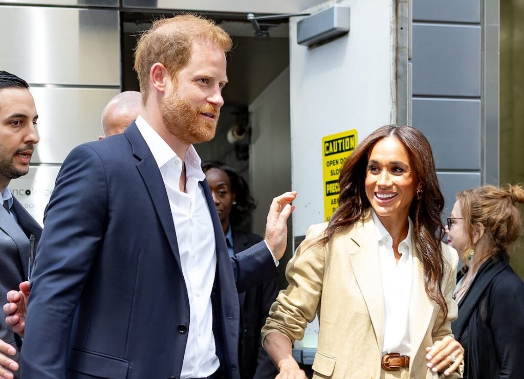 Prince Harry and Meghan Markle Share New Photo With Children Amid King Charles Plea Yahoo news home
