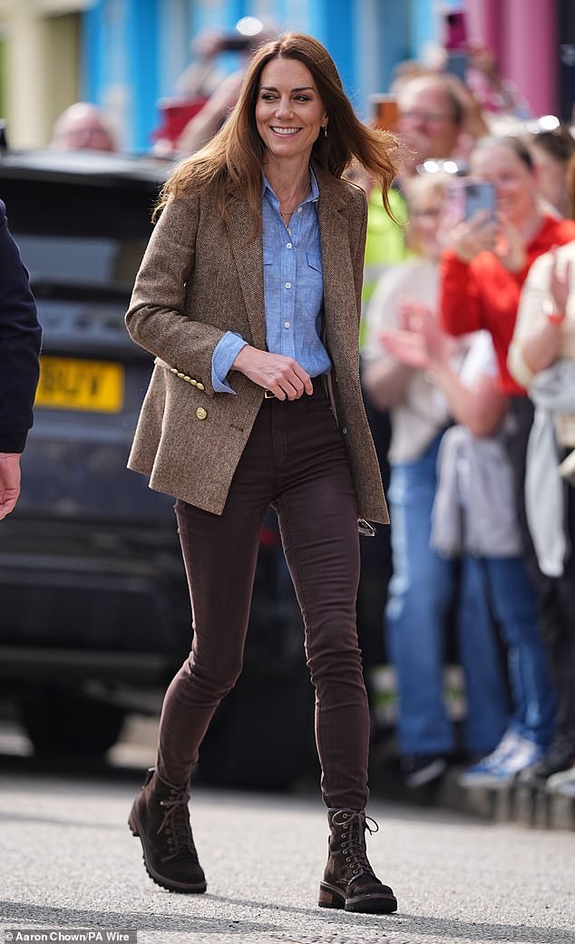 The Princess of Wales looked overjoyed to be back in Scotland today as she visited the town of Tobermory on her 14th wedding anniversary with William