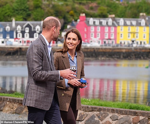 The Prince and Princess visited the stunning town of Tobermory, famed for featuring in children's hit Balamory