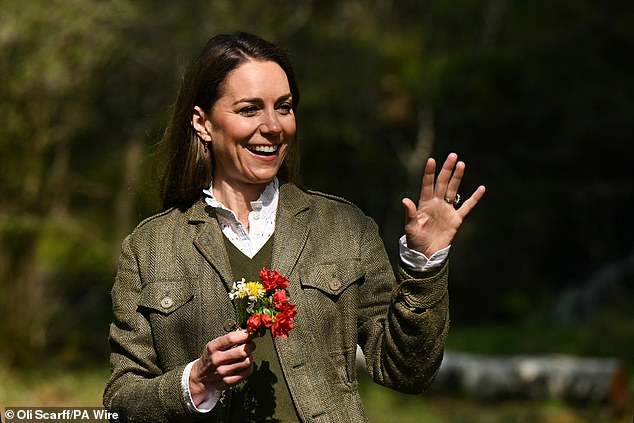 The pair had spent their 14th wedding anniversary carrying out engagements in nearby Mull before they boarded the 10-minute public CalMac ferry to Iona