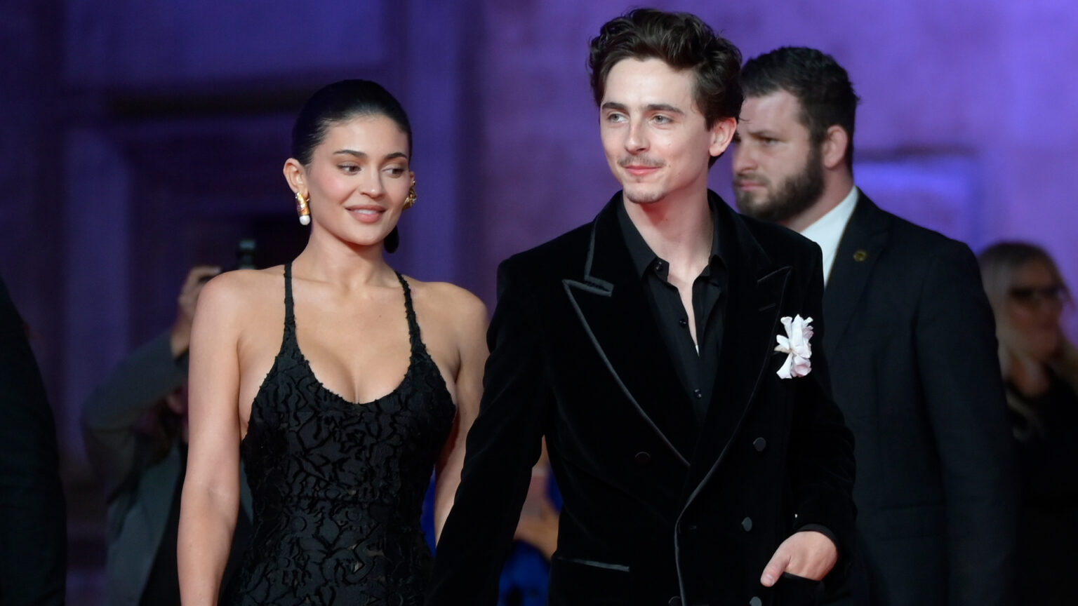 Timothée Chalamet’s mom is the ‘last to know’ about son’s life as she reveals relationship with Kylie Jenner amid feud – The US Sun