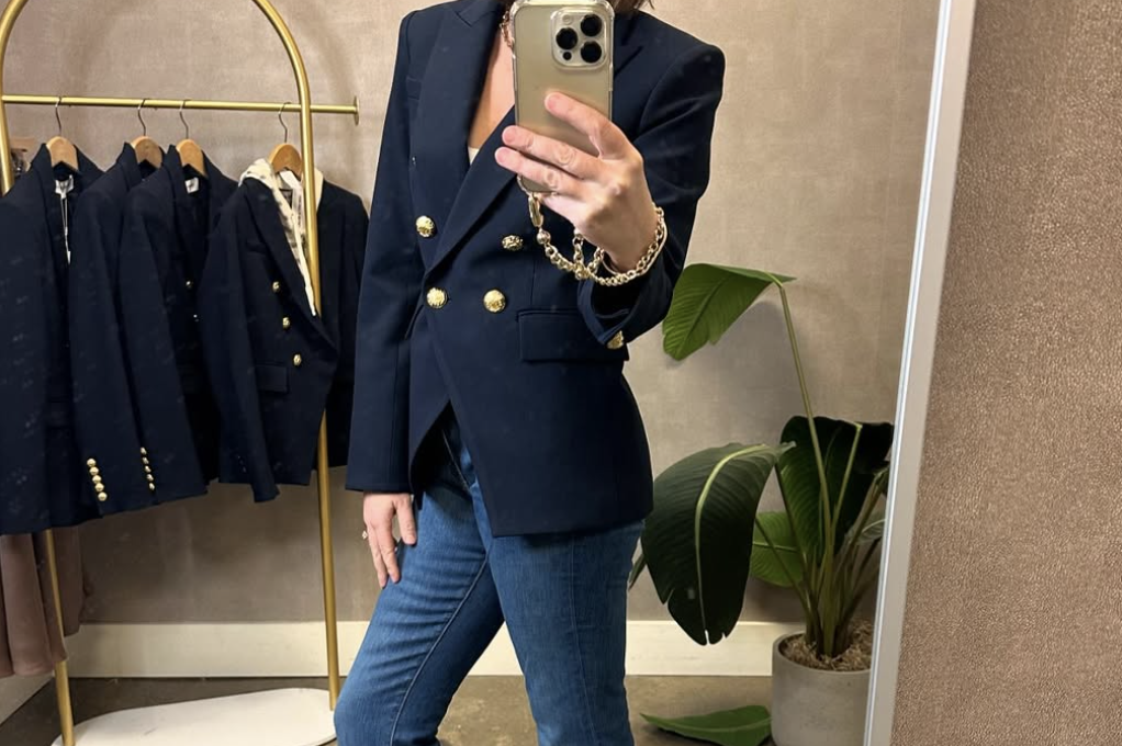 Match with Meghan Markle in these trending jeans