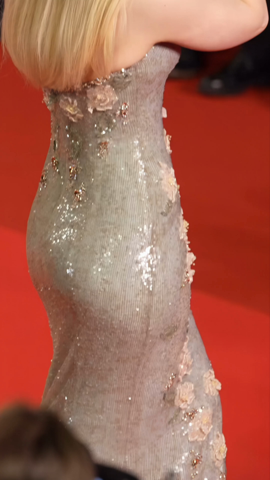 Elle Fanning | "Affeksjonsverdi" (Sentimental Value) Red Carpet - The 78th Annual Cannes Film Festival | May 21, 2025