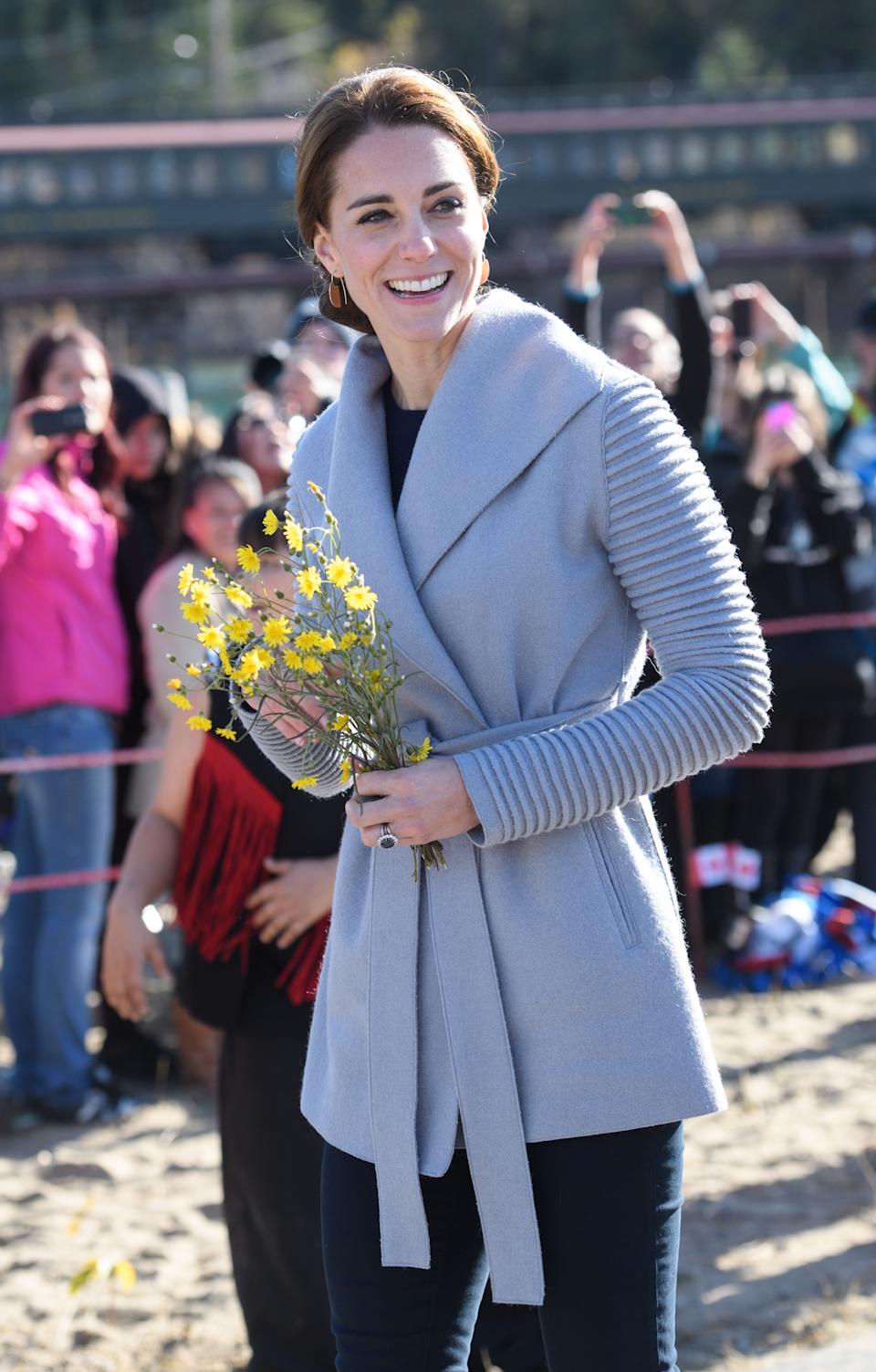 WHITEHORSE, CANADA - SEPTEMBER 28: (NO UK SALES FOR 28 DAYS) Catherine, Duchess of Cambridge visits Montana mountain Carcross on September 28, 2016 in Whitehorse, Canada. (Photo by Pool/Sam Hussein/WireImage)