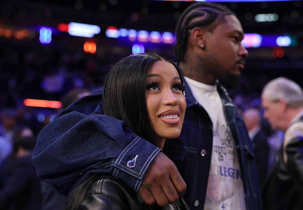 Cardi B and Stefon Diggs Knicks game
