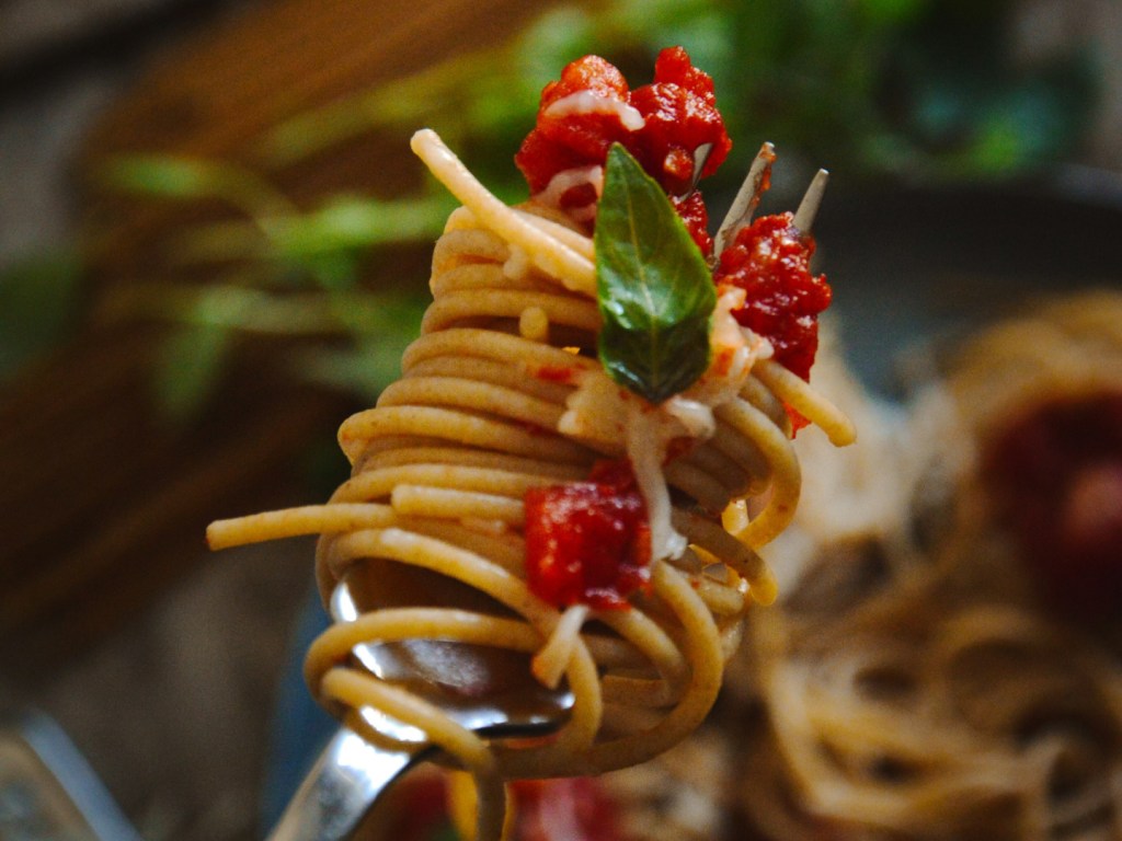 The Pioneer Woman’s New Summer Pasta Recipe Outshines Meghan Markle's