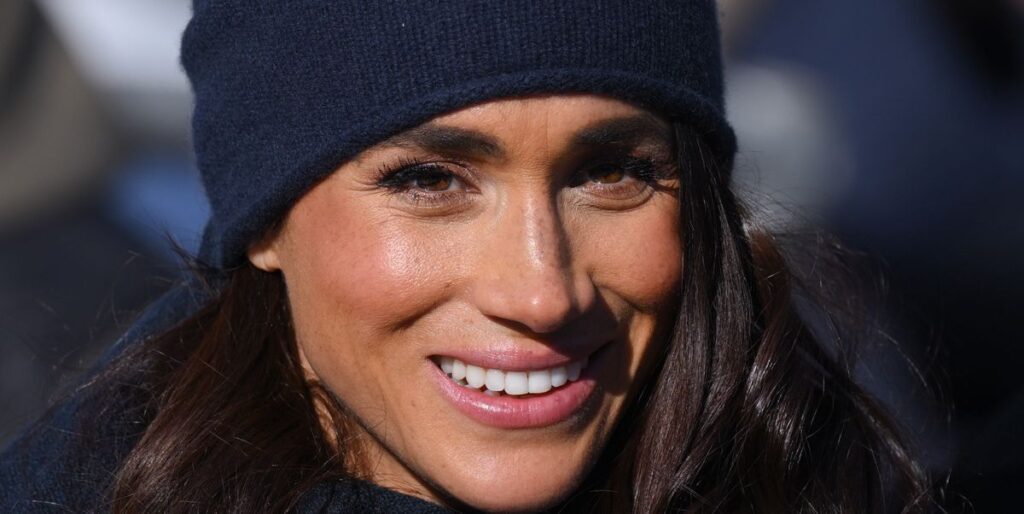 Meghan Markle Charmed Flight Attendant With Note