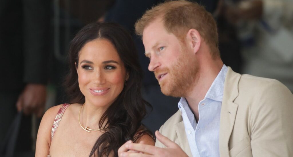 Prince Harry & Meghan Markle’s Recent Body Language Says a Lot Prince Harry & Meghan Markle’s Recent Body Language Says a Lot