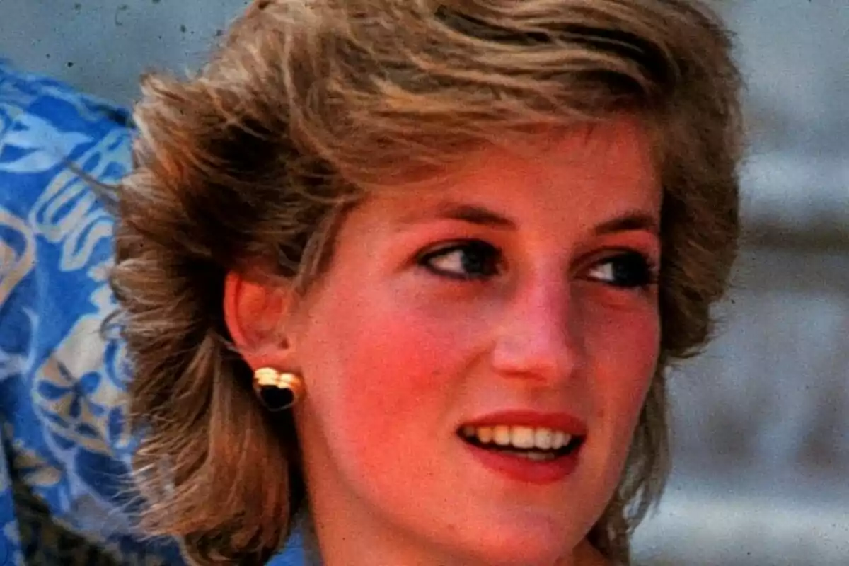 Close-up of Lady Di with a very smiling face looking to the side. Close-up of Lady Di with a very smiling face looking to the side.