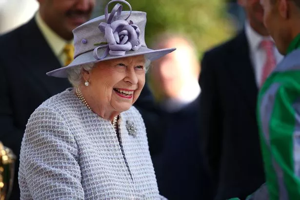  Queen Elizabeth II 