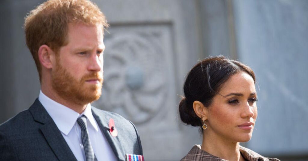 Meghan Admits to Feeling ‘Incredibly Lonely’ as Harry Pushes ‘Professional Split’ Meghan Admits to Feeling ‘Incredibly Lonely’ as Harry Pushes ‘Professional Split’
