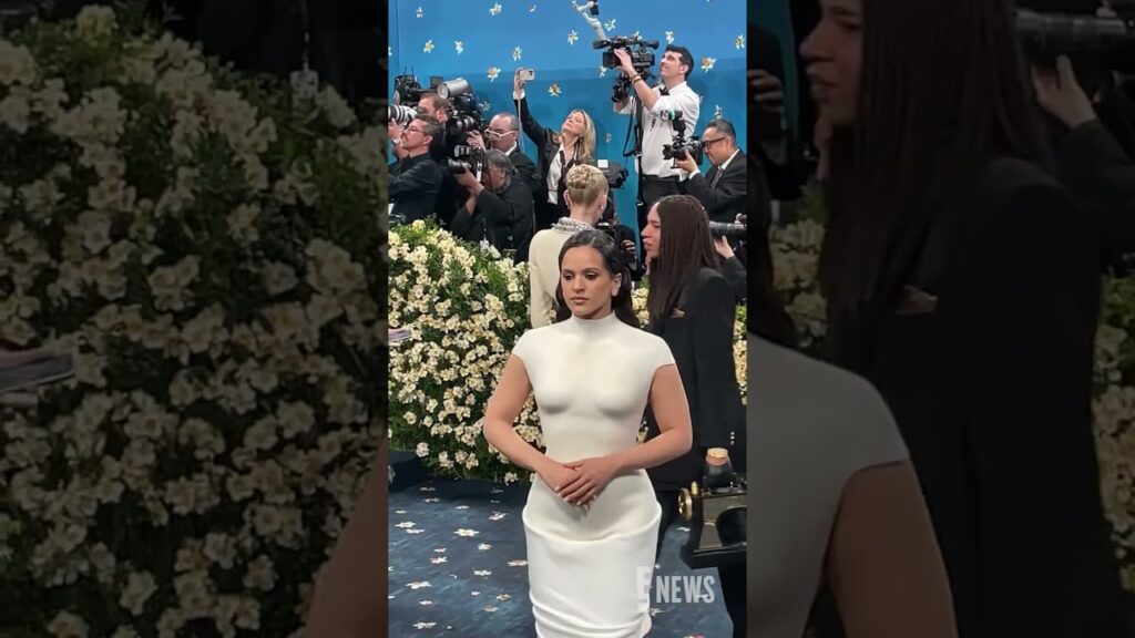 Rosalía is a vision at the #MetGala. 😍
