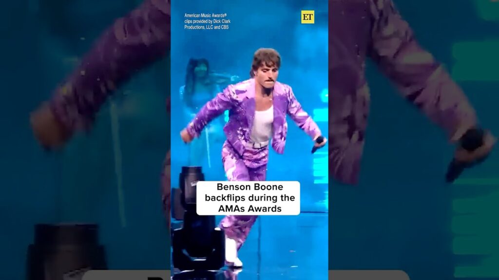 Benson Boone never fails to impress us with his mystical, magical flips on stage. #AMAs 😭 Benson Boone never fails to impress us with his mystical, magical flips on stage. #AMAs 😭