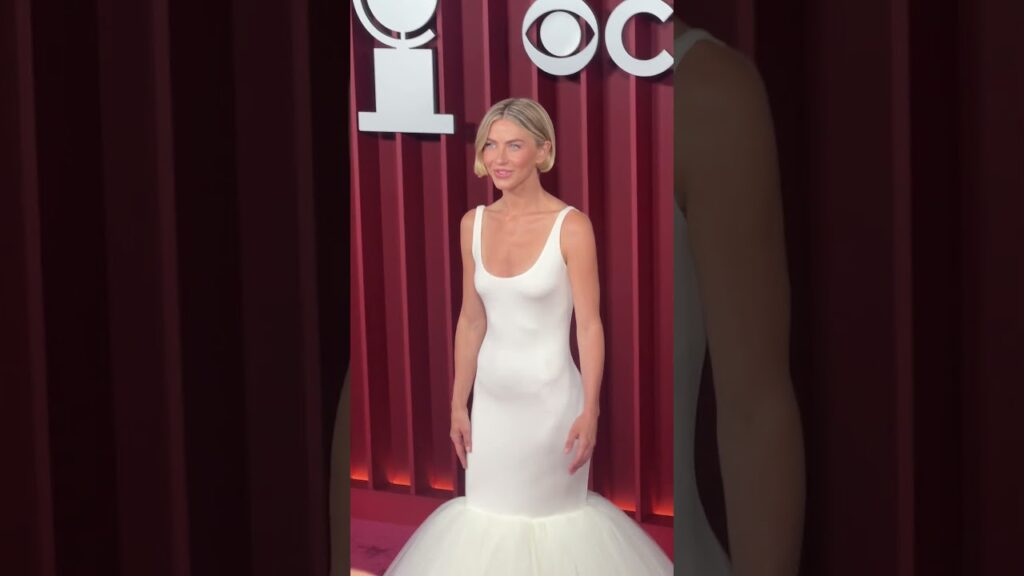 Julianne Hough at the 2025 Tony Awards