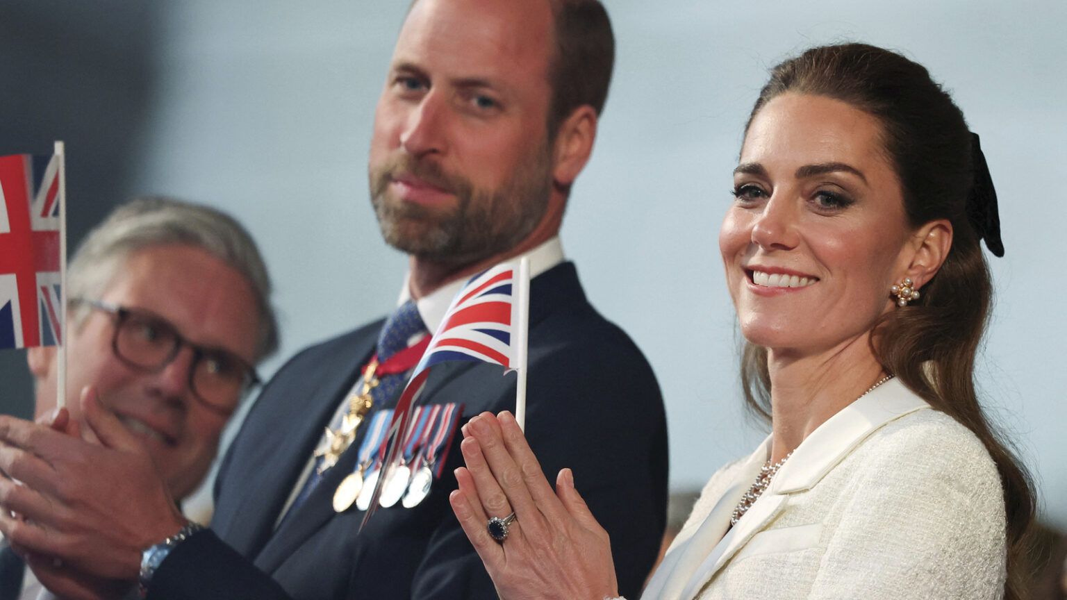 Kate Middleton no longer wears her $400,000 engagement ring, fans wonder if there’s trouble in paradise | Trending Kate Middleton no longer wears her $400,000 engagement ring, fans wonder if there's trouble in paradise | Trending