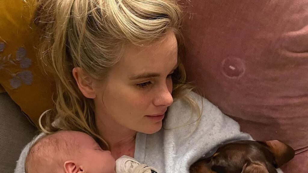 Prince Harry’s ex-girlfriend, Cressida Bonas, welcomes her second ‘miracle baby’ Prince Harry's ex-girlfriend, Cressida Bonas, welcomes her second 'miracle baby'