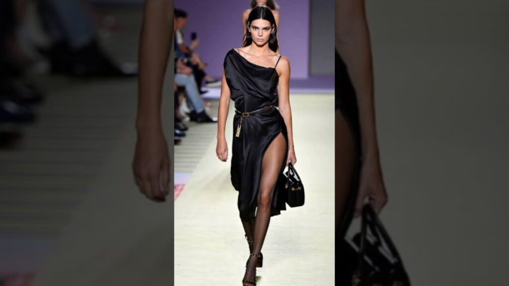 Kendall Jenner amazing runway looks ✨️🦋✨️ #shorts #ytshorts #trendyshorts #mustwatch #dressy #like