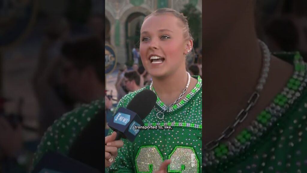 It’s JoJo Siwa’s world, and we are living in it. ✨ #EpicUniverse It's JoJo Siwa's world, and we are living in it. ✨ #EpicUniverse