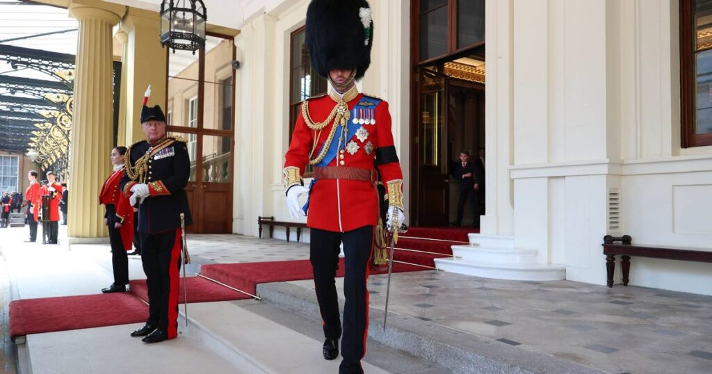 Royal fans make same observation after spotting Prince Louis ‘photobombing’ dad William Ipso logo