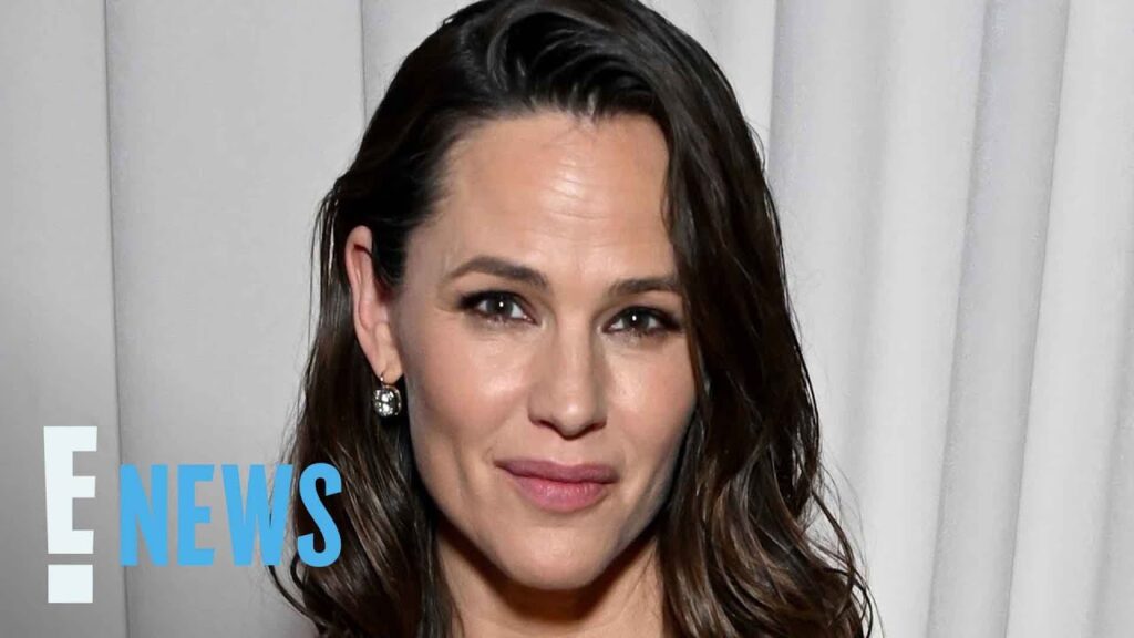 See Jennifer Garner’s Blonde Hair Transformation Debut for Summer | E! News