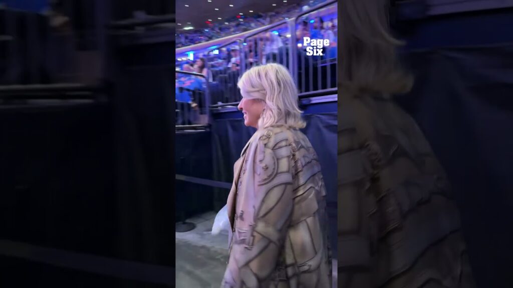 Martha Stewart just brought some queen energy to MSG for Knicks vs Pacers Game 1 👑🏀 #shorts