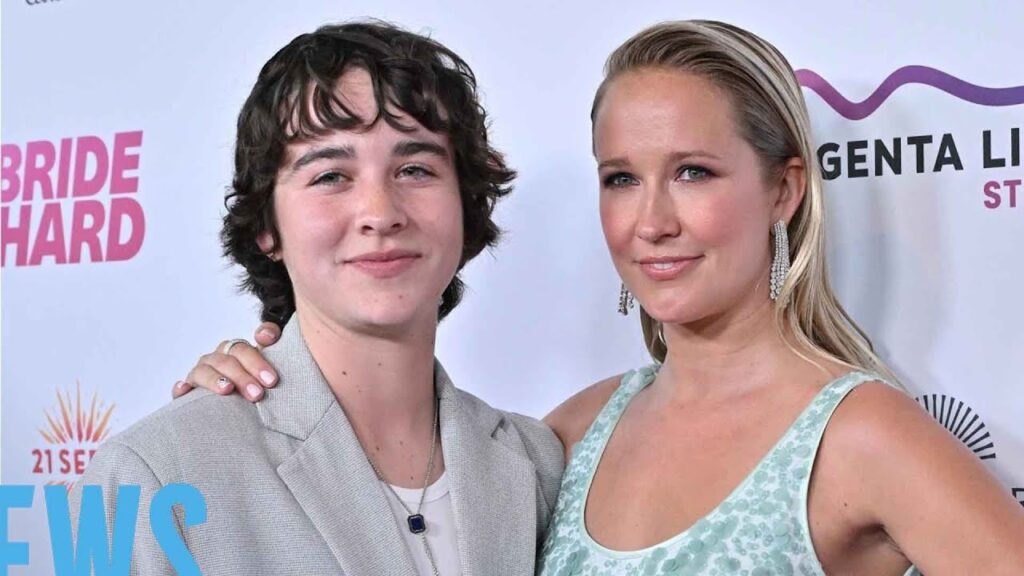 Pitch Perfect's Anna Camp Makes Red Carpet Debut With Girlfriend Jade Whipkey