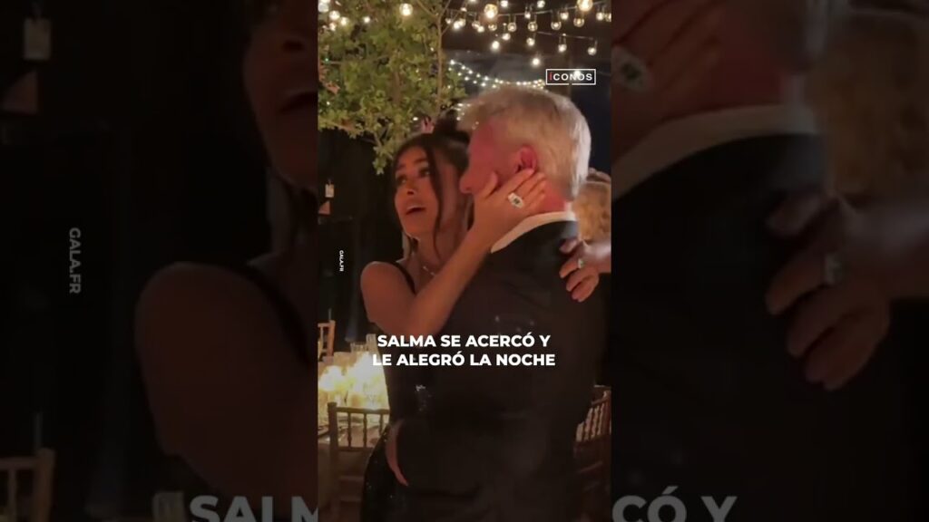 Salma Hayek es la única capaz de alegrar a Sean Penn | íconos #shorts Salma Hayek es la única capaz de alegrar a Sean Penn | íconos #shorts