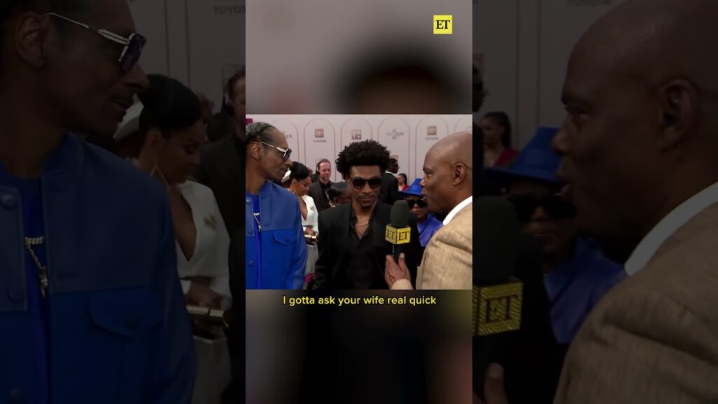 Snoop Dogg Hypes Up Jonathan Daviss, Who Will Be Playing the Rapper in a Biopic #snoopdogg #betaward Snoop Dogg Hypes Up Jonathan Daviss, Who Will Be Playing the Rapper in a Biopic #snoopdogg #betaward