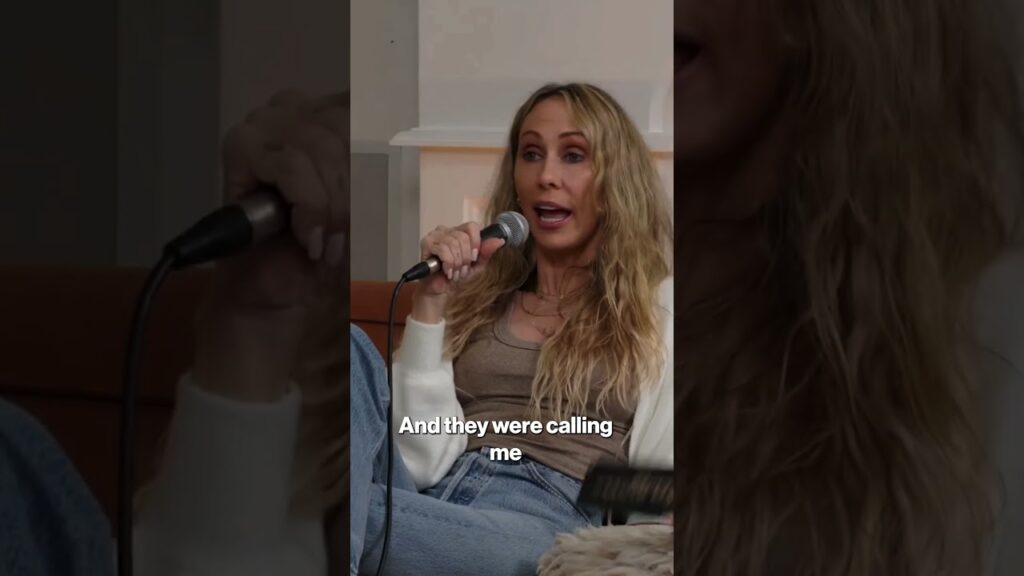Miley Cyrus reveals Billy Ray Cyrus would smoke on the ‘Hannah Montana’ set #shorts Miley Cyrus reveals Billy Ray Cyrus would smoke on the 'Hannah Montana' set #shorts