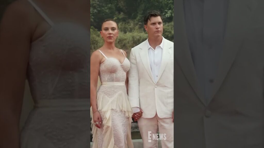 We're just that into Scarlett Johansson and Colin Jost at the #JurassicWorldRebirth premiere. 😍