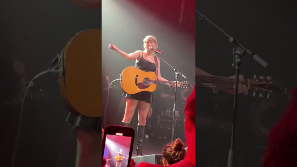 Taylor Swift Surprises Attendees With Performance at Travis Kelce’s TEU Event