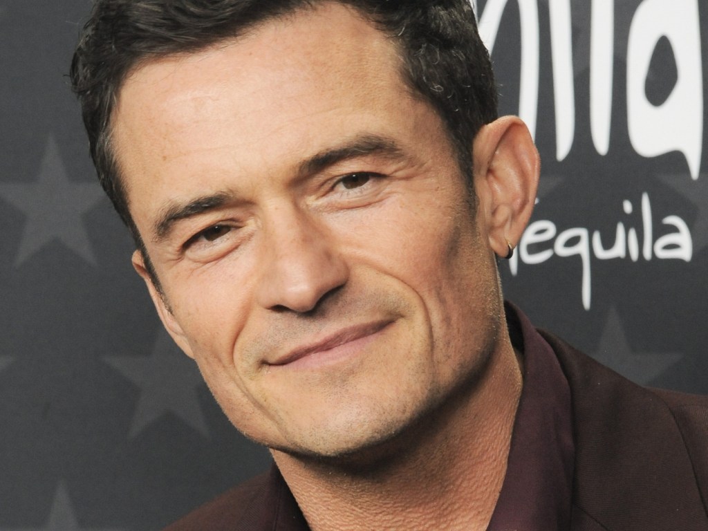 Orlando Bloom Sparks Rumors After Moment With Meghan Markle’s Stylist Orlando Bloom Sparks Rumors After Moment With Meghan Markle's Stylist