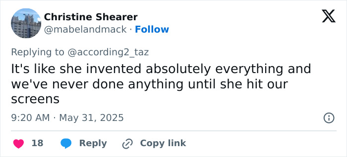 Screenshot of a Twitter reply criticizing Meghan Markle after sharing her kitchen hack, sparking backlash online. Screenshot of a Twitter reply criticizing Meghan Markle after sharing her kitchen hack, sparking backlash online.