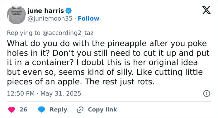 Tweet criticizing Meghan Markle’s kitchen hack, questioning pineapple preparation and calling the idea silly. Tweet criticizing Meghan Markle’s kitchen hack, questioning pineapple preparation and calling the idea silly.