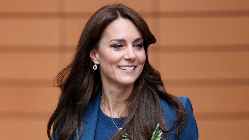 Kate Middleton Wore the Sheer Lace Skirt Trend That All the It Girls Have in Their Closets