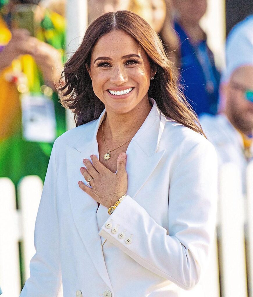 Meghan Markle Is Juggling Ambition and the Pressure to Provide for Her Family Yahoo entertainment home